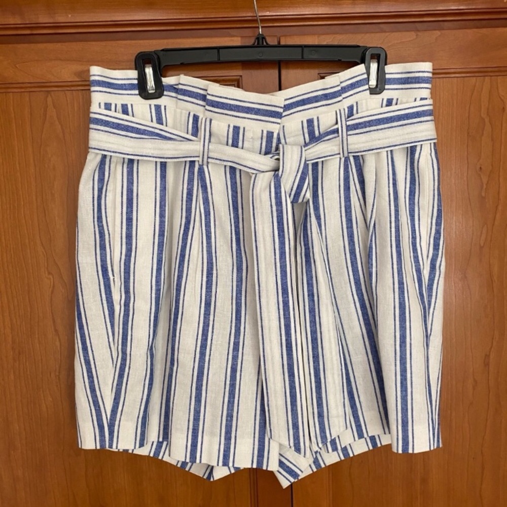 Boden Blue/Ivory Paperbag Shorts